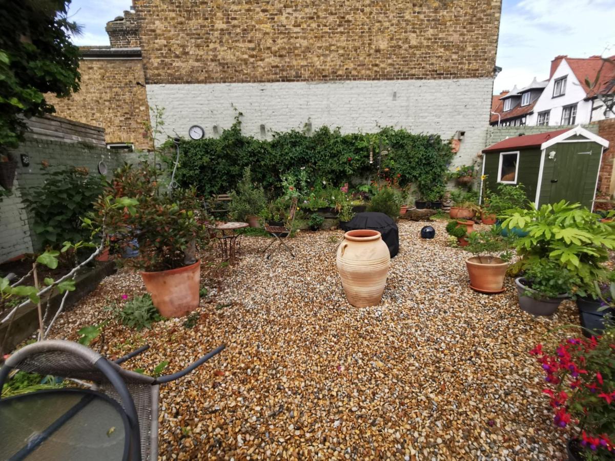 Rosslyn Court Margate