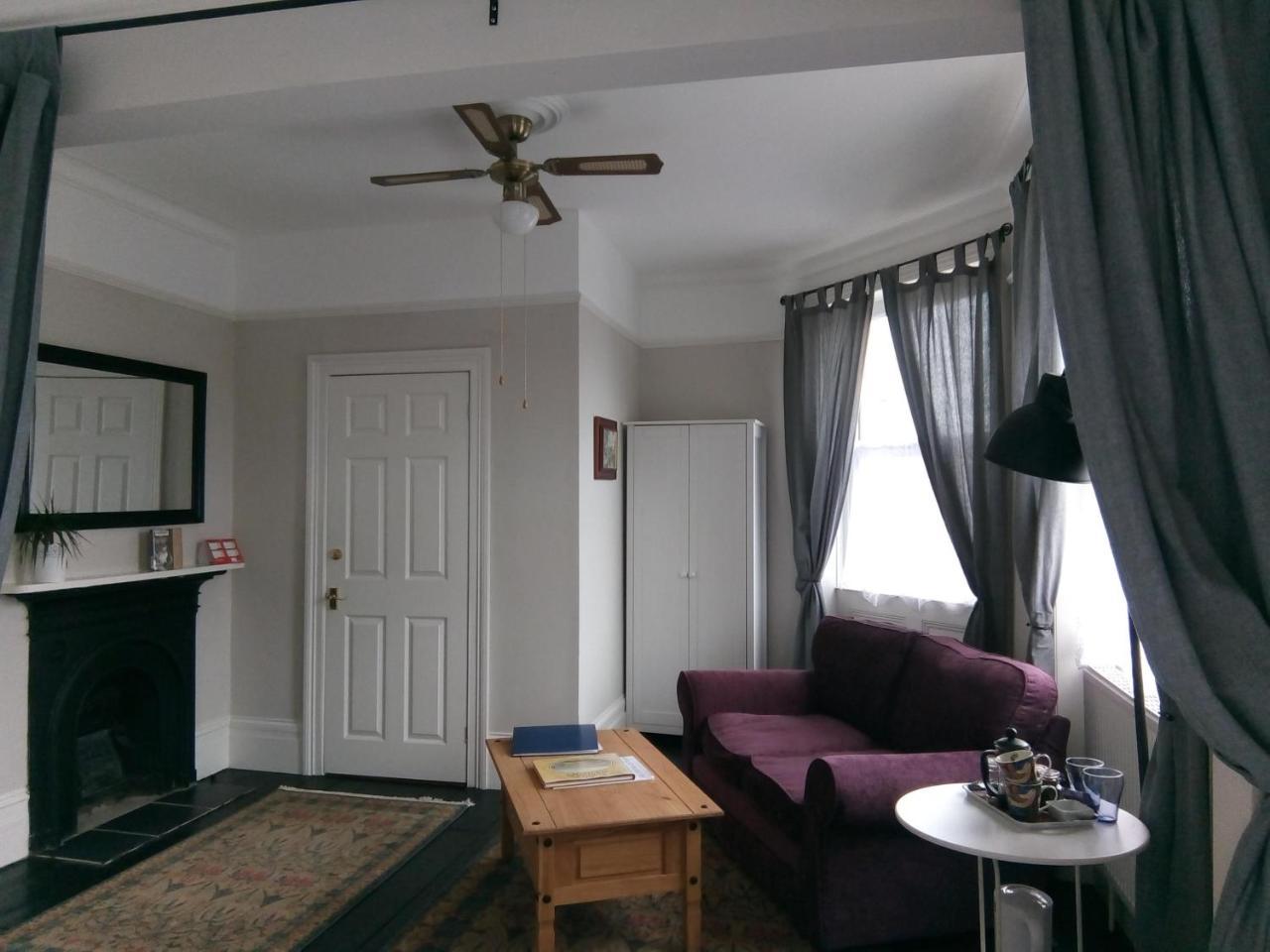 Rosslyn Court Bed & Breakfast Margate